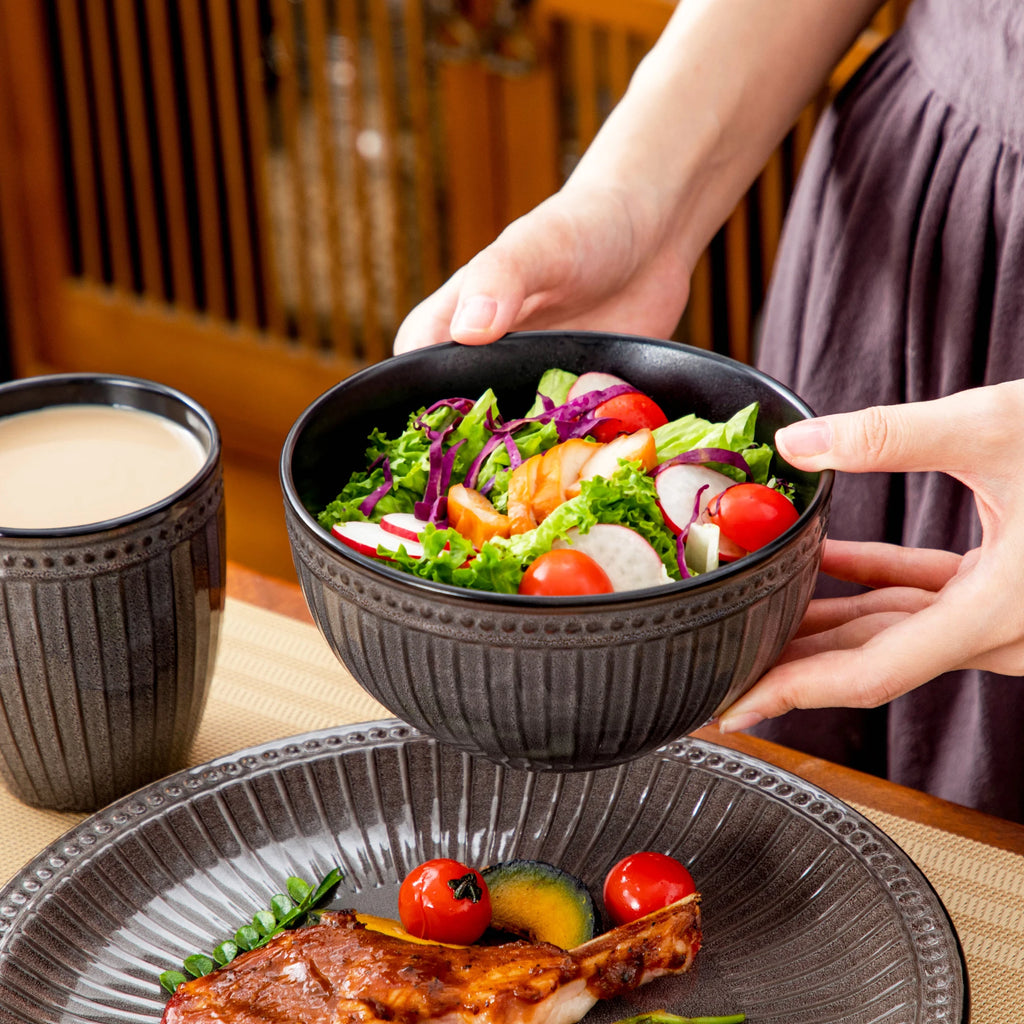 Vancasso Relief Keramik Teller-Set 16/32-teilig Schwarz – Teller, Dessert, Müsli, Becher Geschirrsets Europa CE-zertifiziert Premium Qualitaet Kostenloser Versand